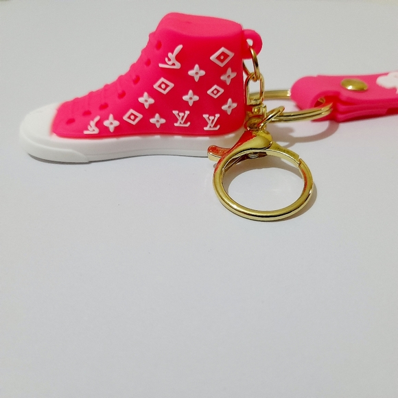 ● BARBIE | 3D sneaker keychain - Picture 3 of 14